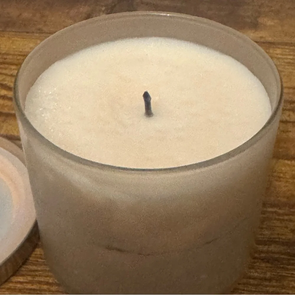 White Barn True Temptations Hazelnut Fresh Roast Candle 4 oz – Discontinued - Picture 7 of 9